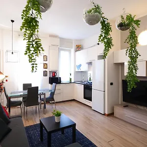 Appartamento Primopiano - Palmaria, Milano